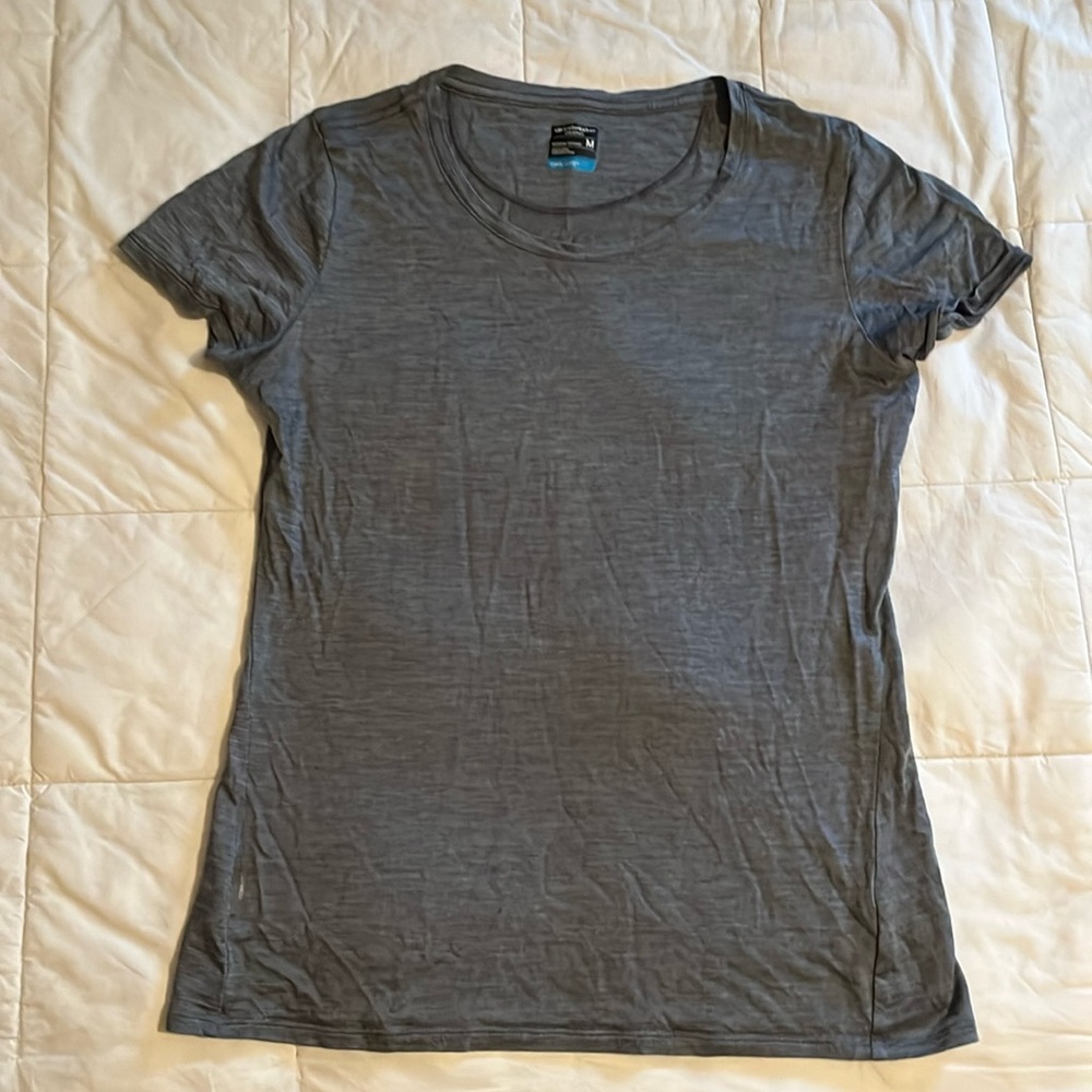 Blue Heather icebreaker merino cool-lite women’s medium